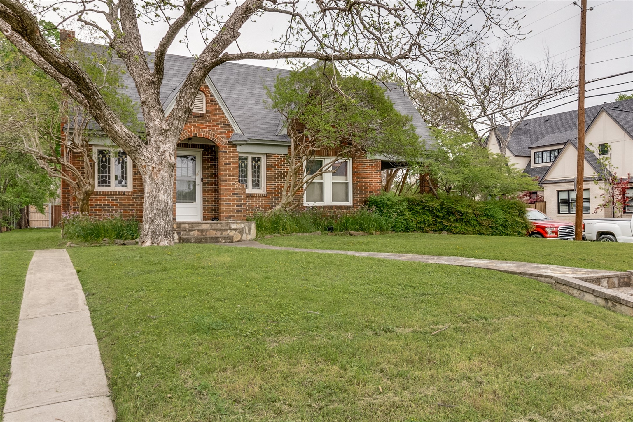 5847 Vanderbilt Avenue Dallas TX 75206