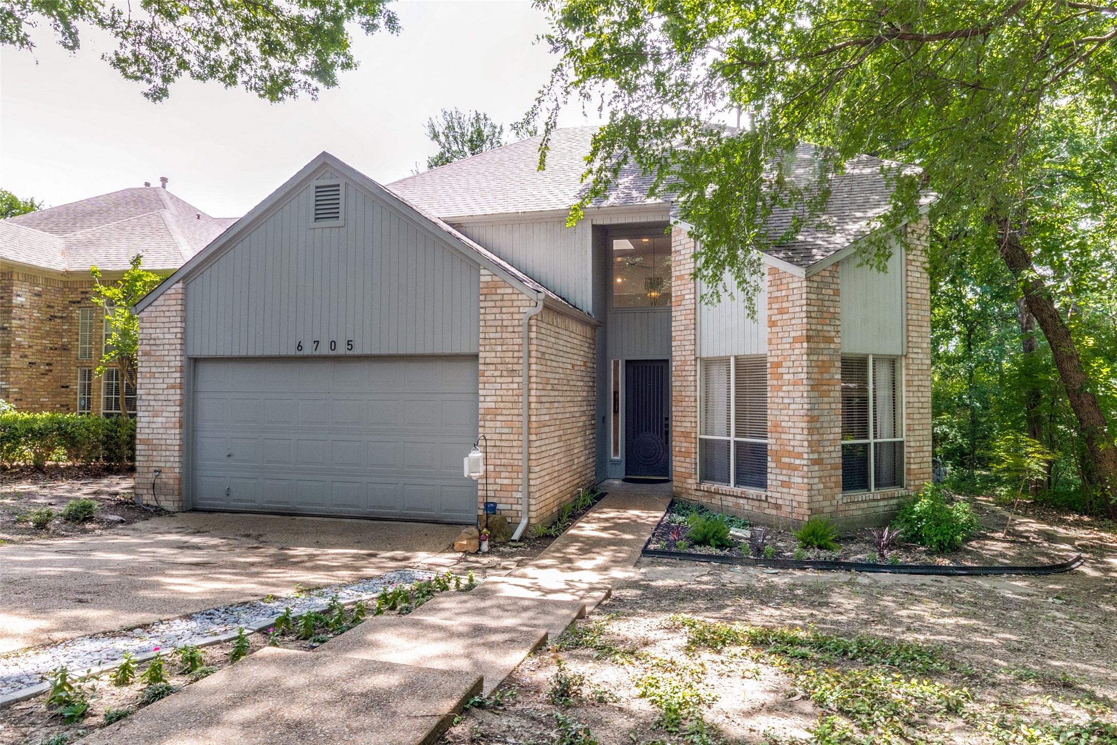 6705 Clear Springs Circle Garland TX 75044