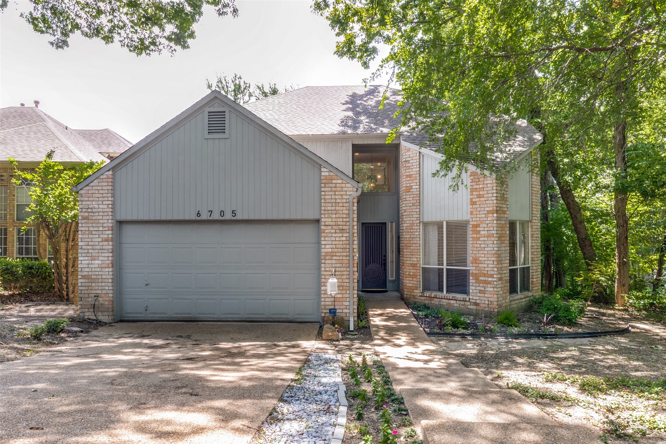 6705 Clear Springs Circle Garland TX 75044