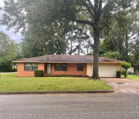 2400 W Oakwood Street Tyler TX 75702