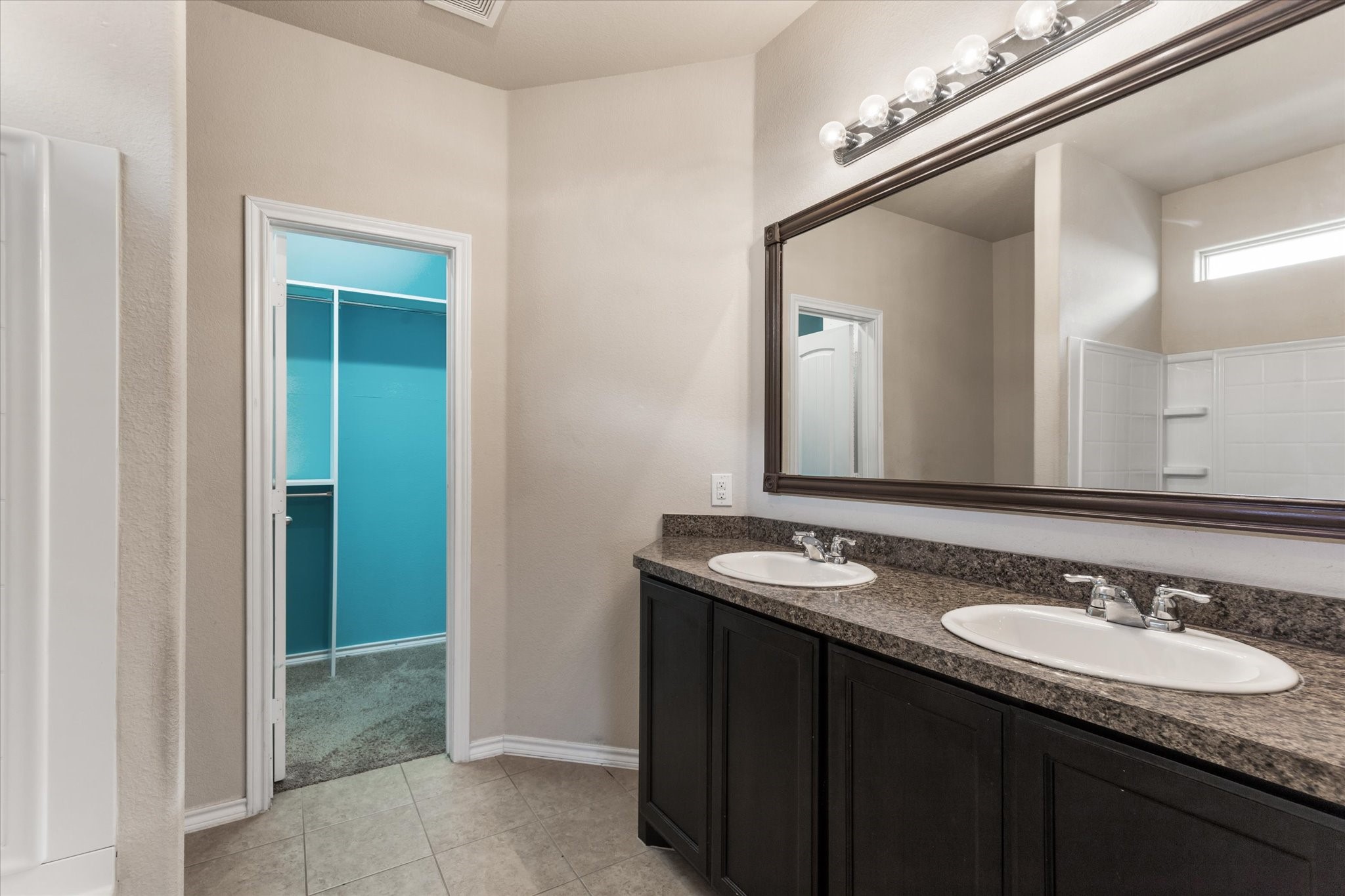 10240 Almondtree Drive Fort Worth TX 76140