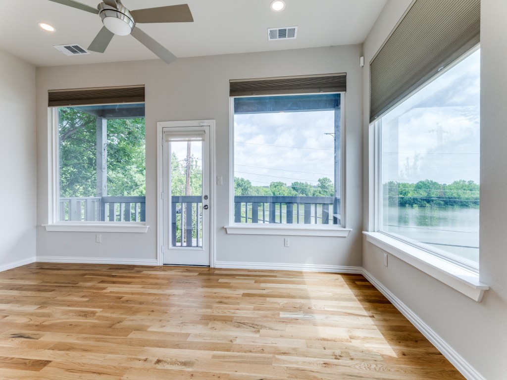 2001 Pebblebrook Trail Irving TX 75060