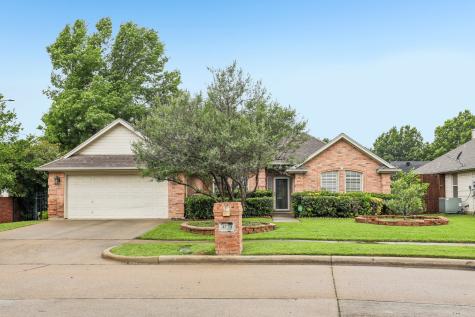 4124 Cory Lee Court Arlington TX 76015