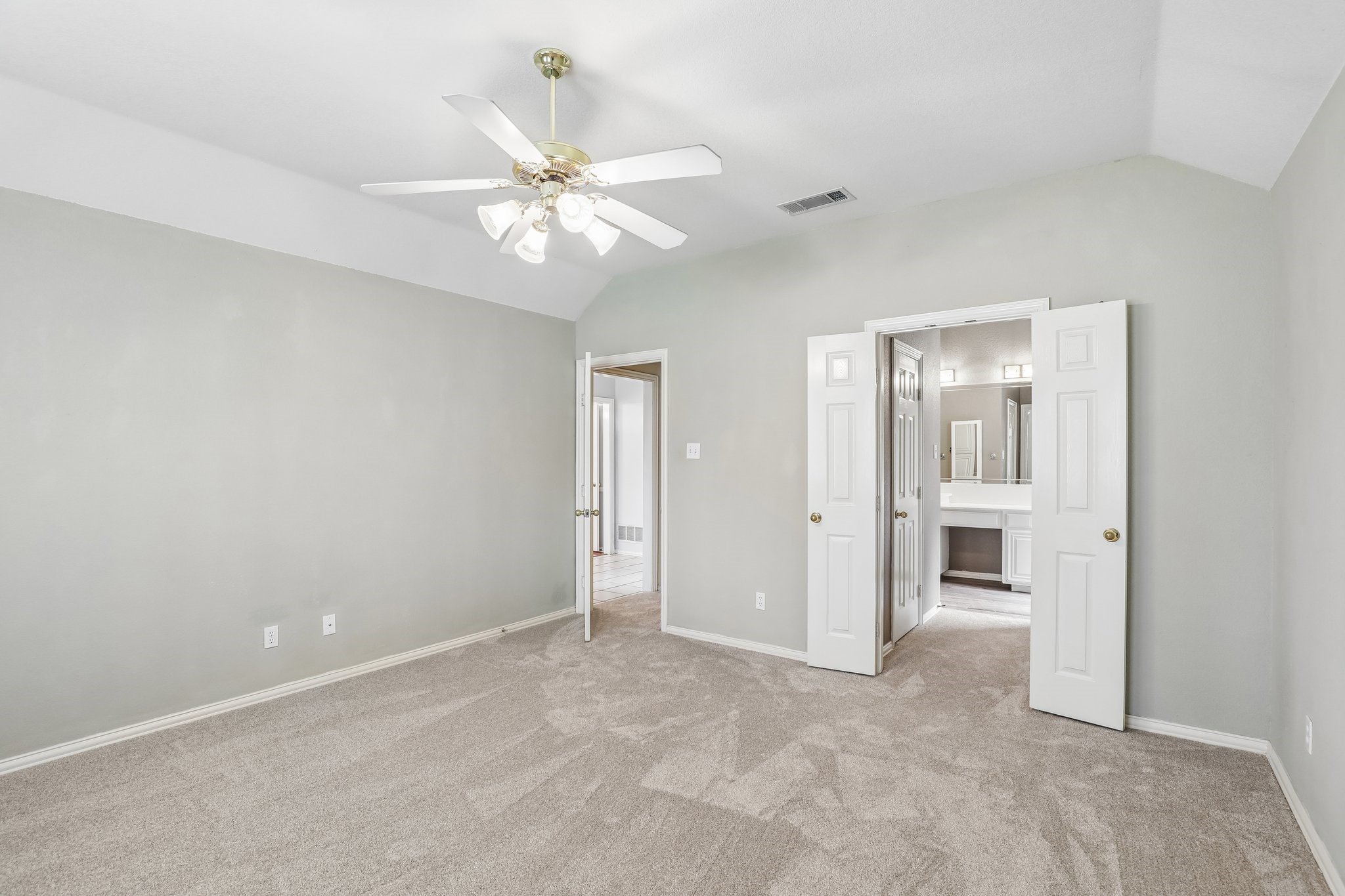 4124 Cory Lee Court Arlington TX 76015
