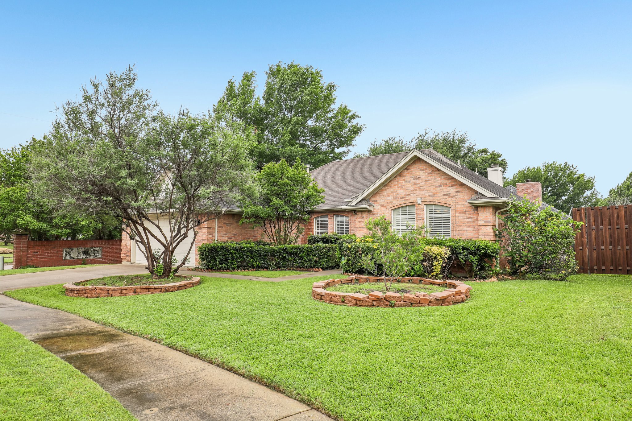 4124 Cory Lee Court Arlington TX 76015