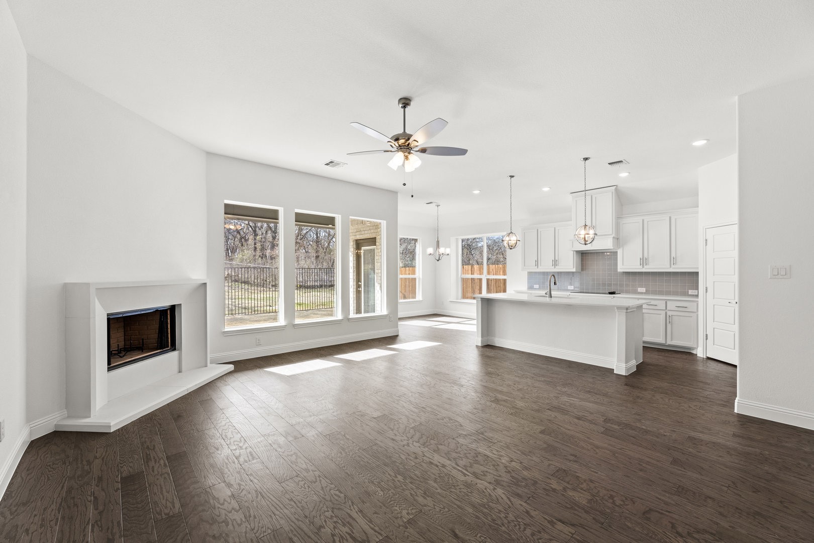 3121 Blue Hill Drive Burleson TX 76028