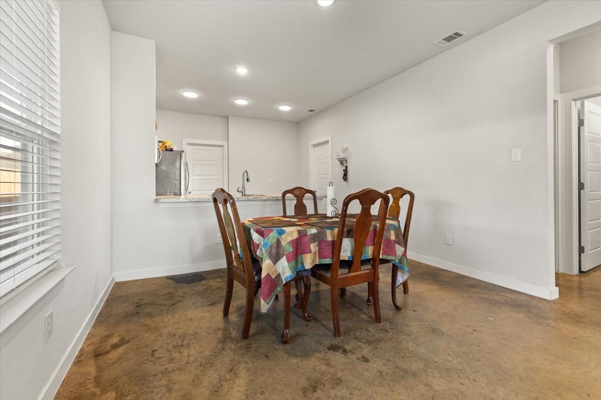 213 S Baugh Street Alvarado TX 76009