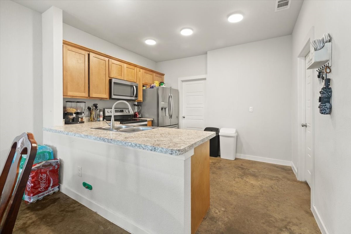 213 S Baugh Street Alvarado TX 76009