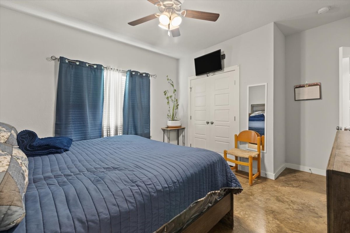 213 S Baugh Street Alvarado TX 76009