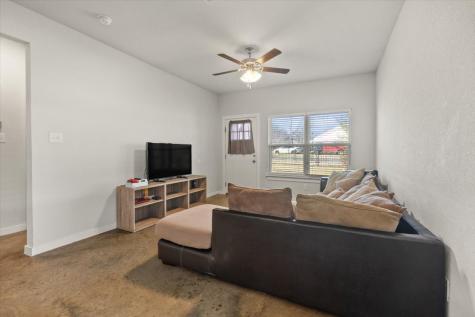 213 S Baugh Street Alvarado TX 76009
