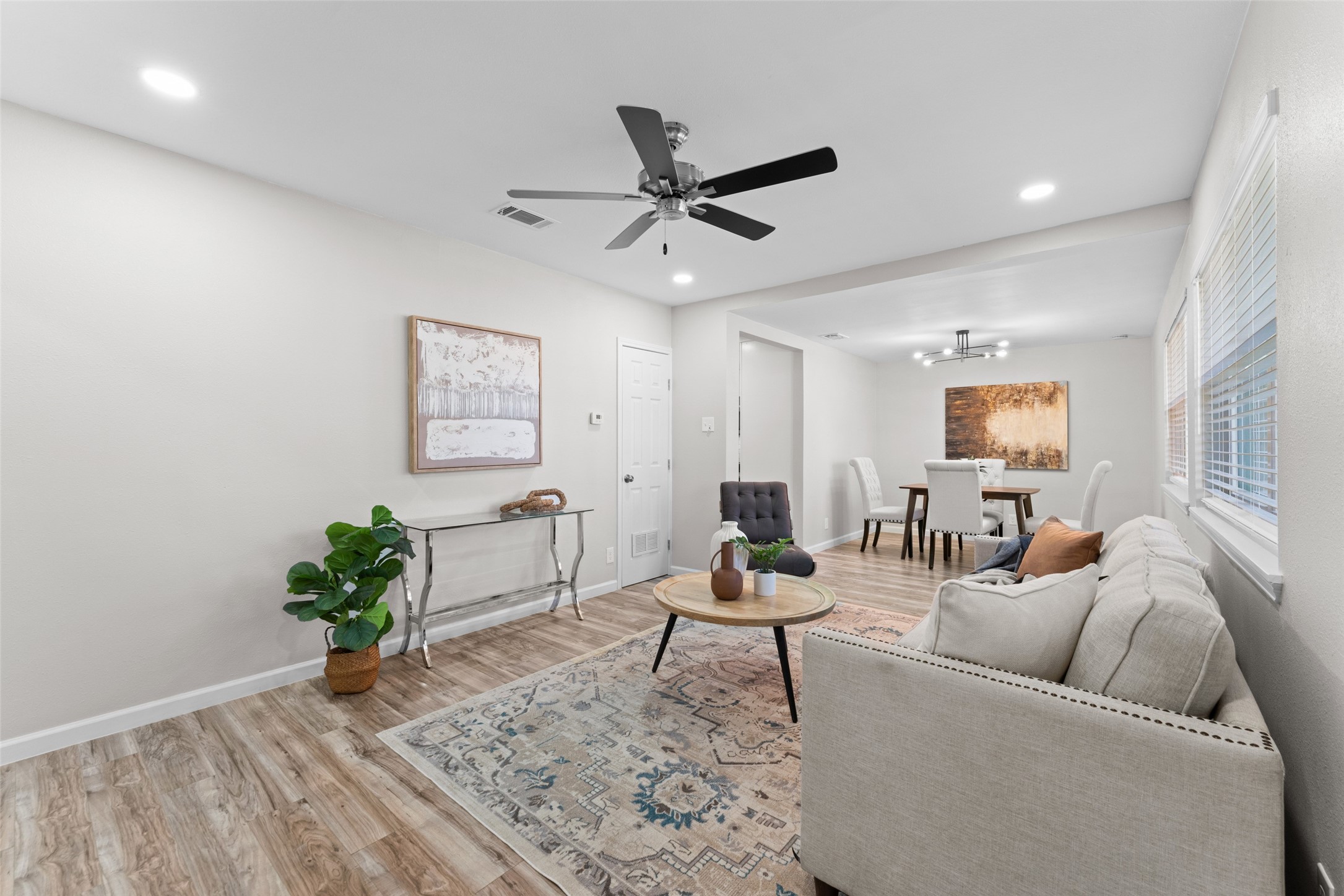 10204 San Juan Avenue Dallas TX 75228