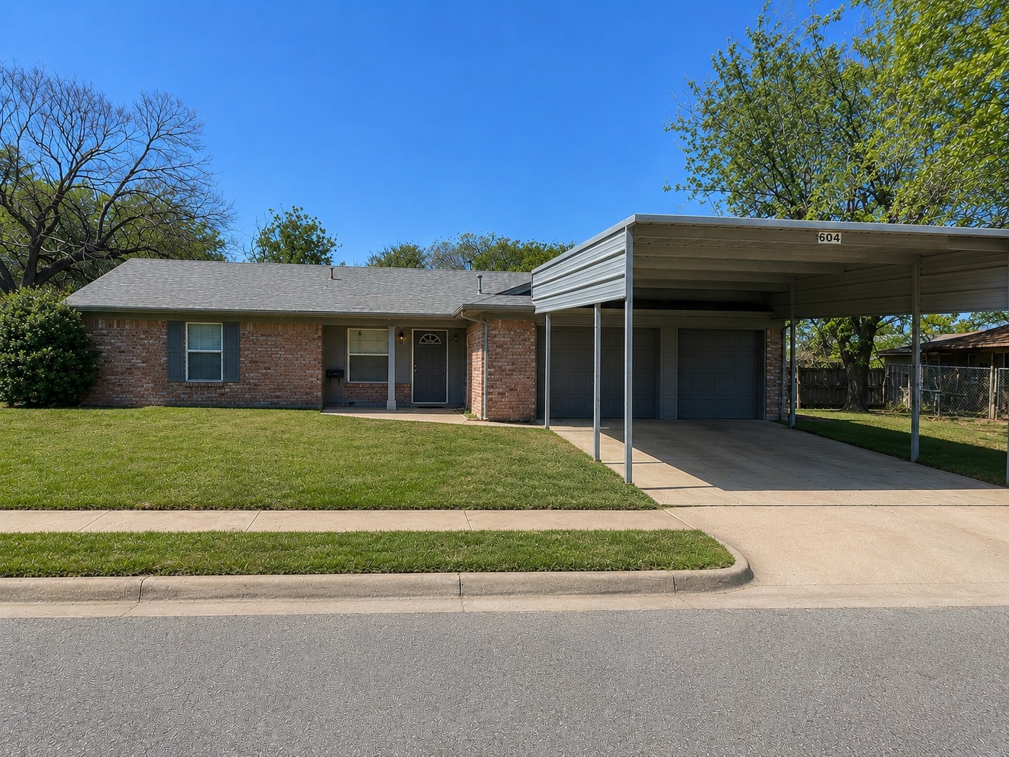 604 Pinto Lane Saginaw TX 76179