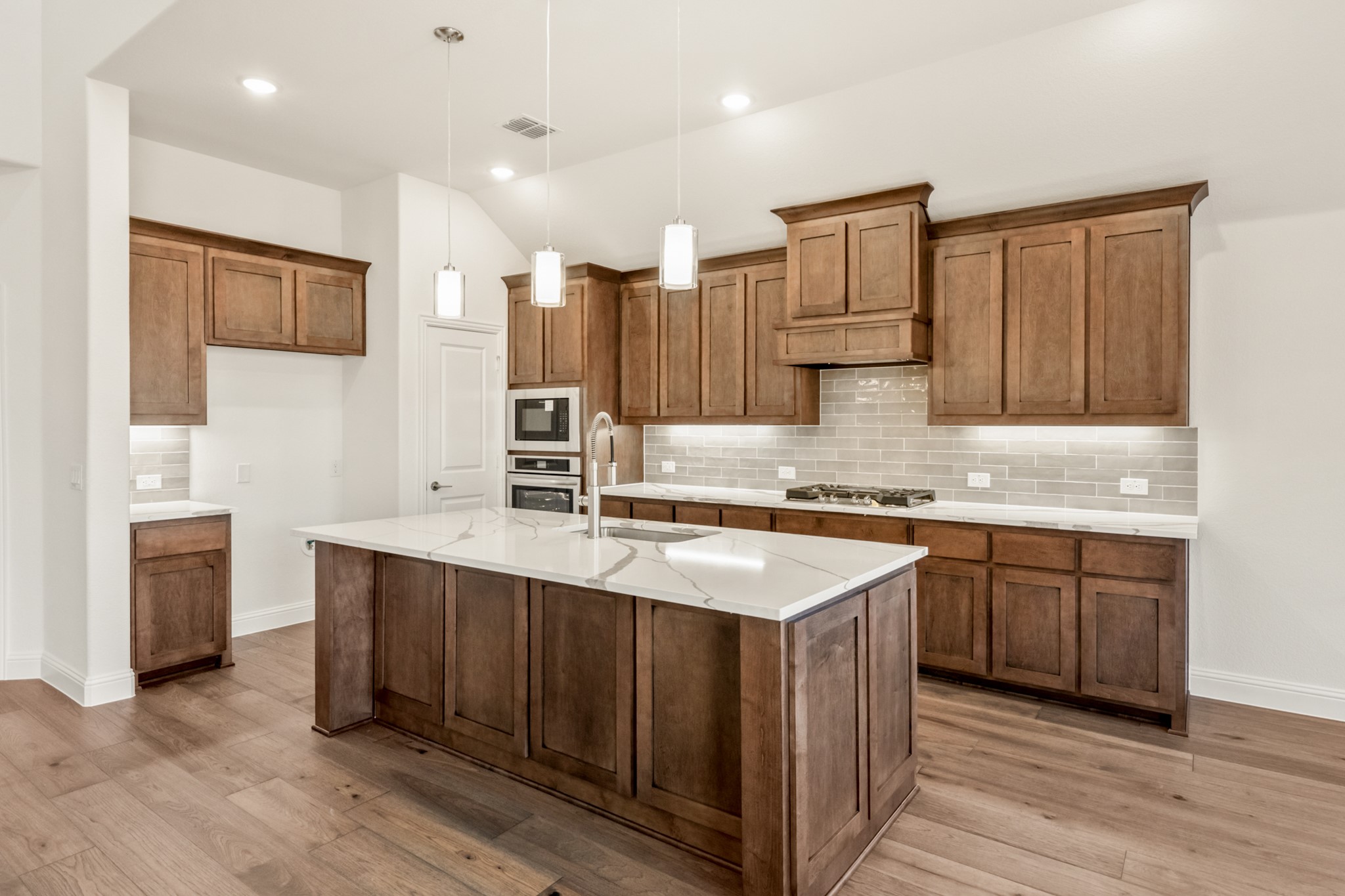 5520 Sweetwater Drive Denton TX 76226