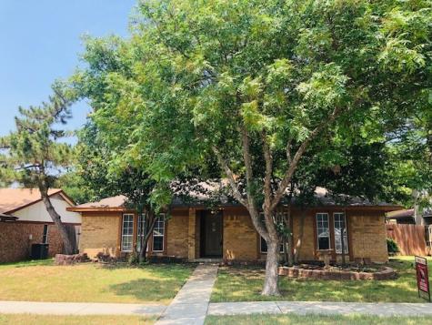 1422 Westwood Drive Lewisville TX 75067