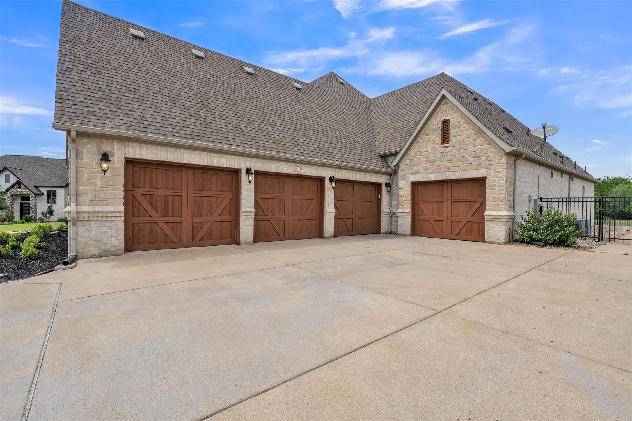 1060 Waters Edge Court Oak Point TX 75068