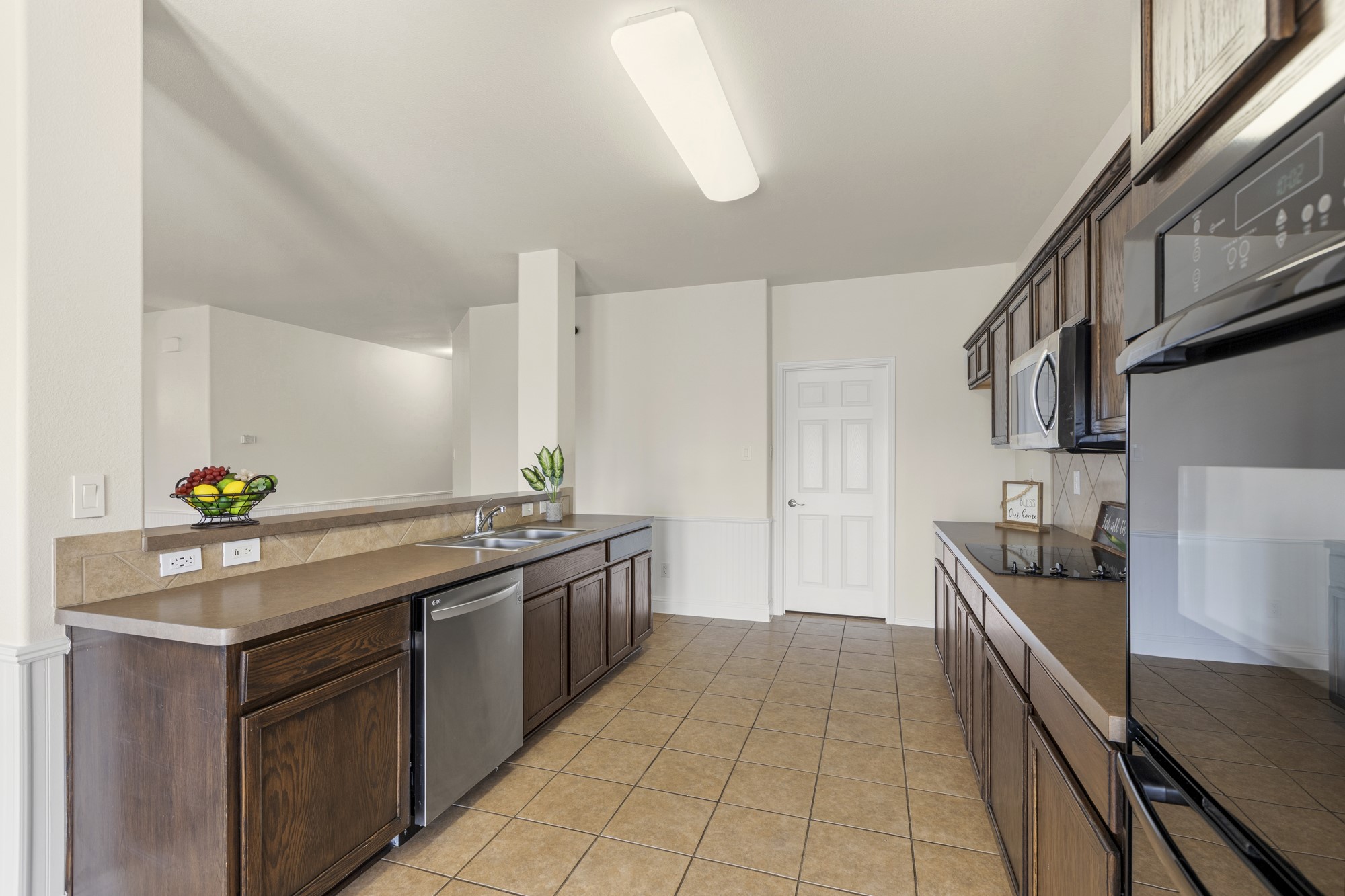 12421 Hunters Mill Trail Fort Worth TX 76028