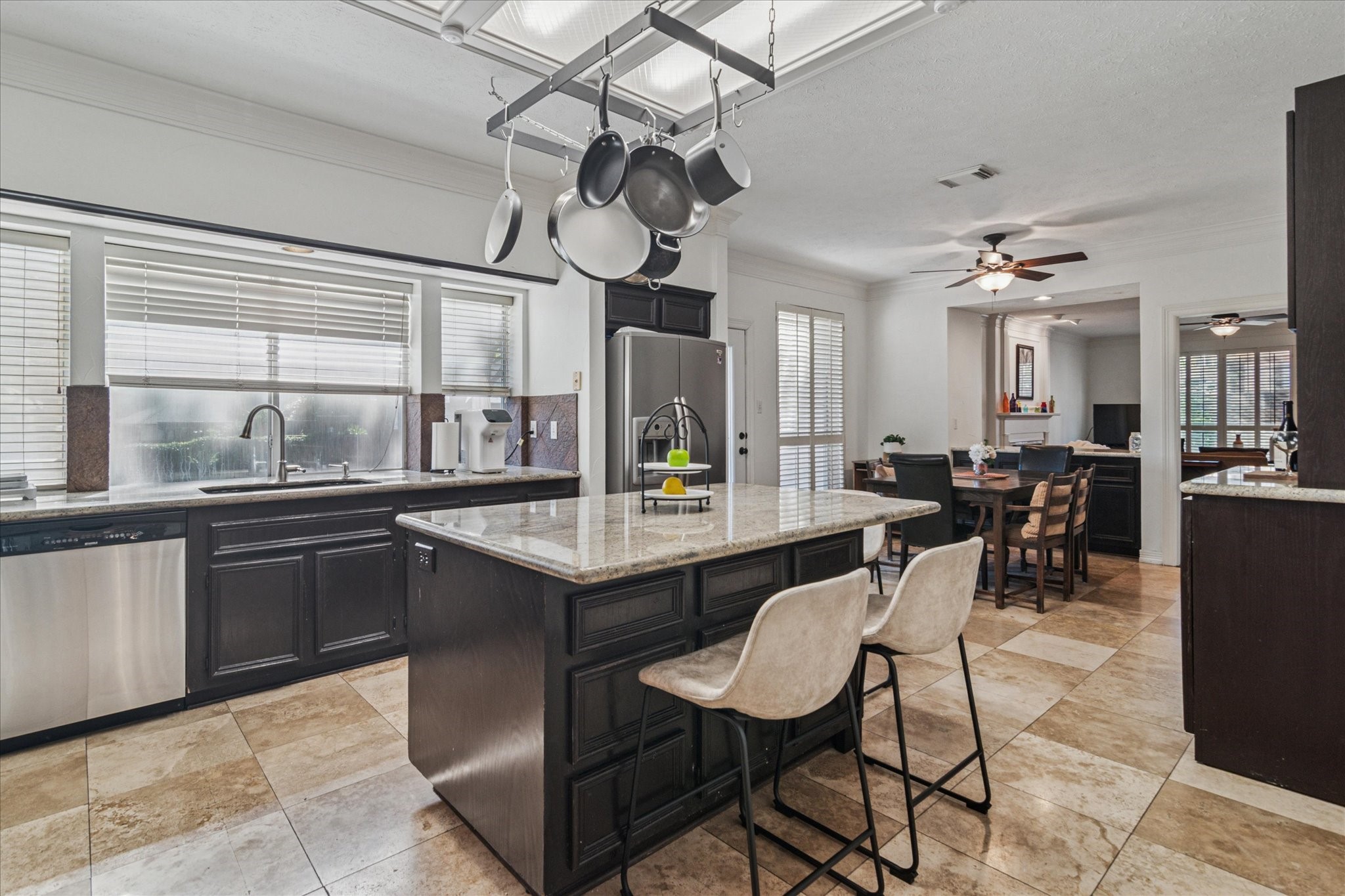 2200 Southern Oak Drive Irving TX 75063