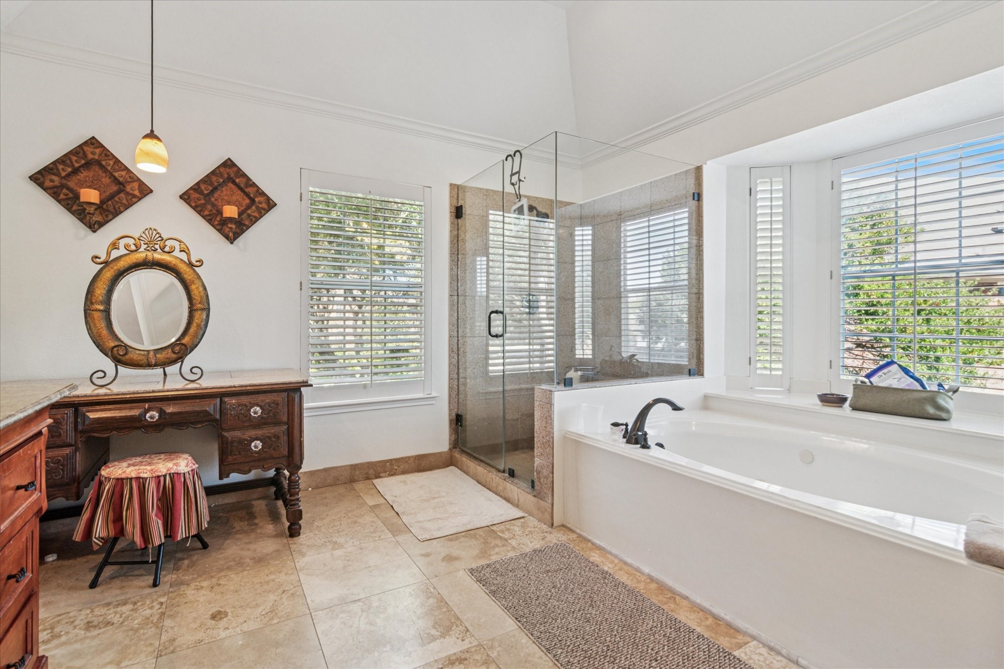 2200 Southern Oak Drive Irving TX 75063