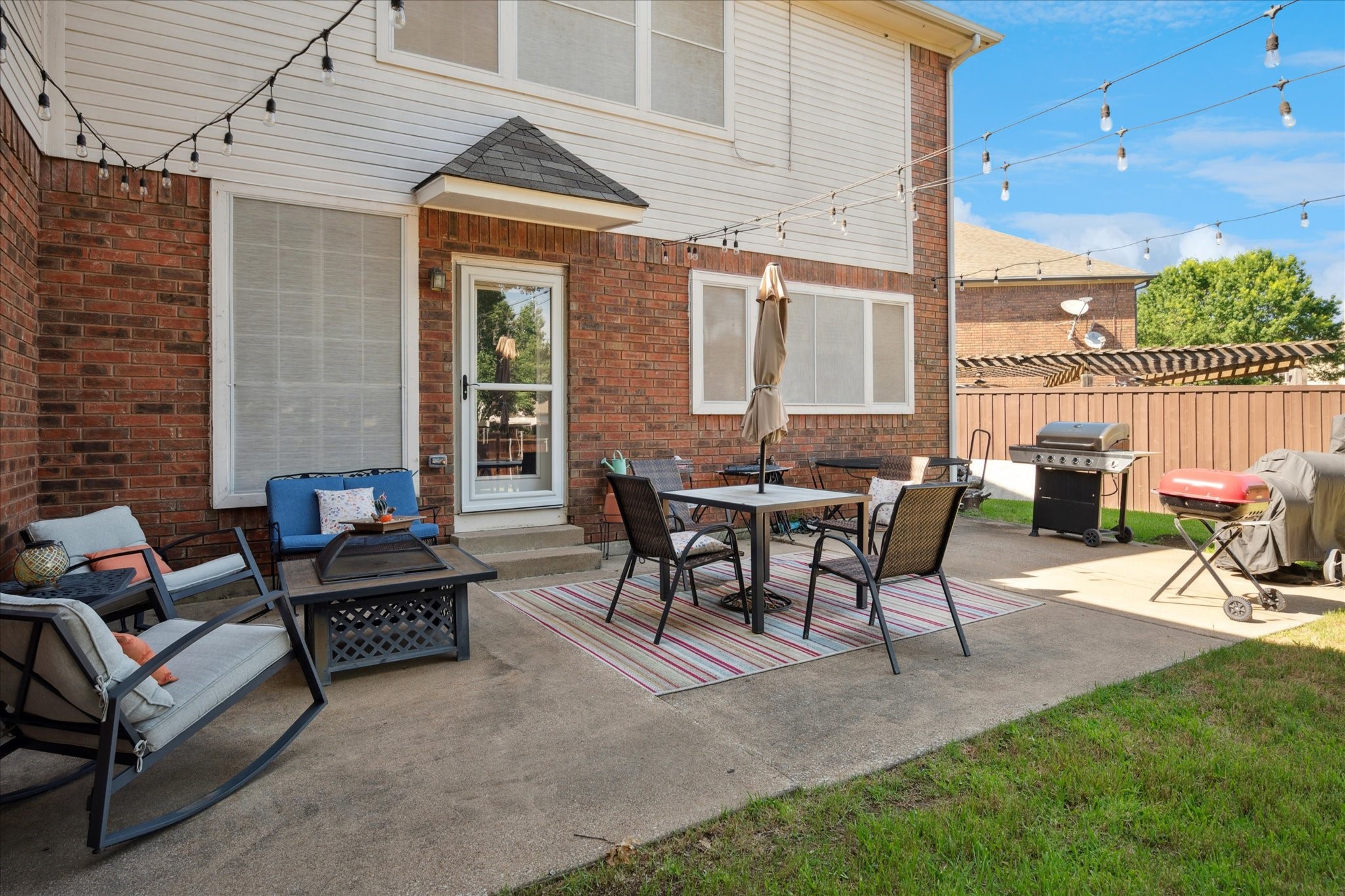2200 Southern Oak Drive Irving TX 75063