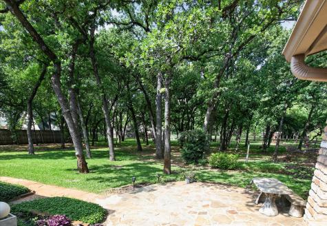 1607 N Main Street Euless TX 76039