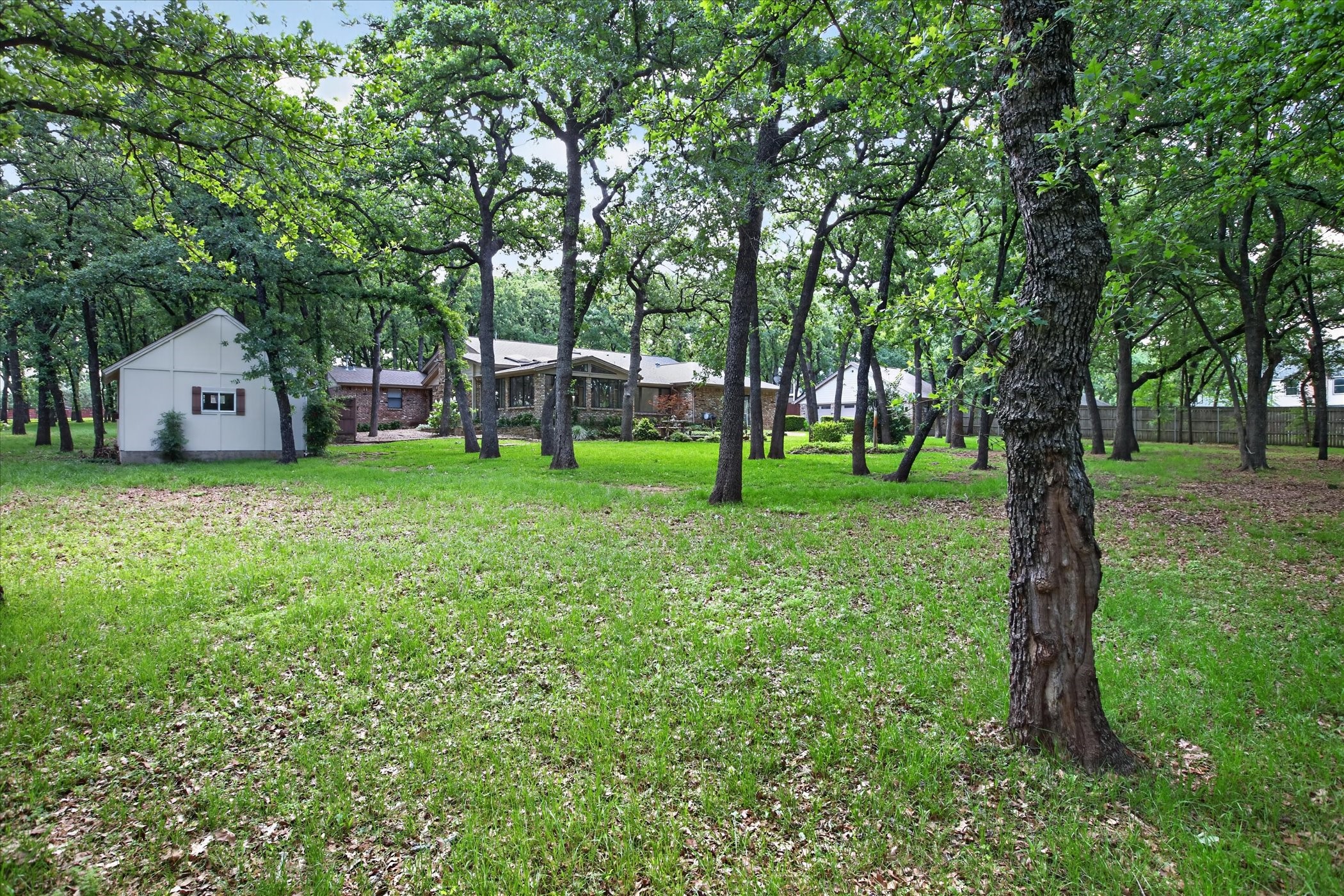 1607 N Main Street Euless TX 76039