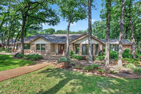 1607 N Main Street Euless TX 76039