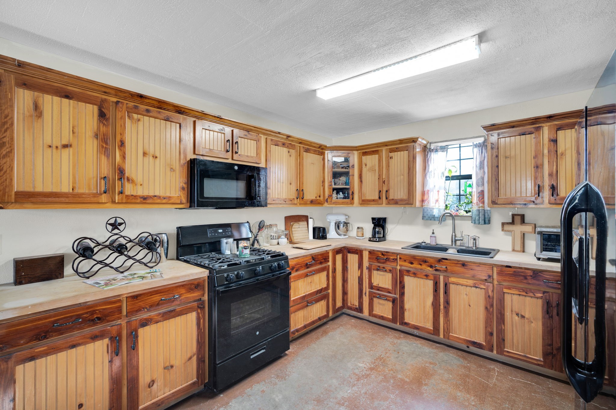869 State Highway 171 Hubbard TX 76648