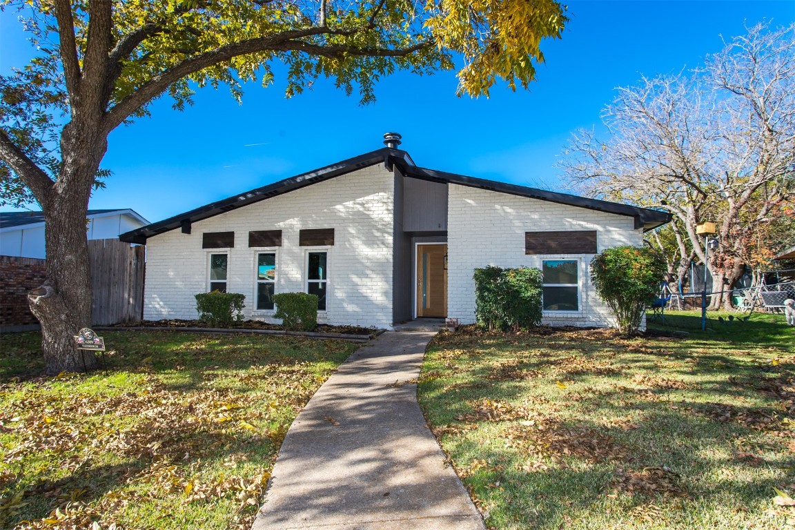 6309 Glenmoor Drive Garland TX 75043
