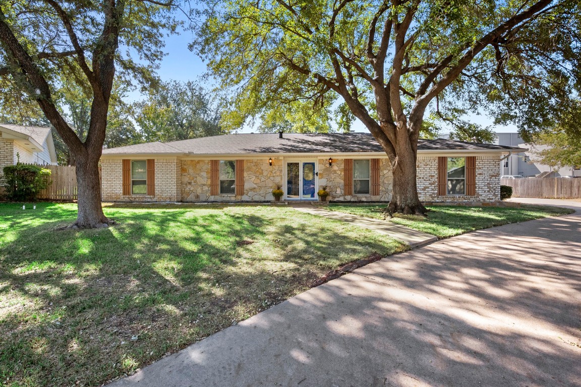 6620 Sabrosa Court W Fort Worth TX 76133