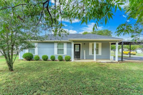 411 Lewis Street Rio Vista TX 76093
