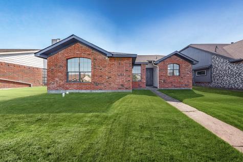 3920 O B Crowe Drive Dallas TX 75227