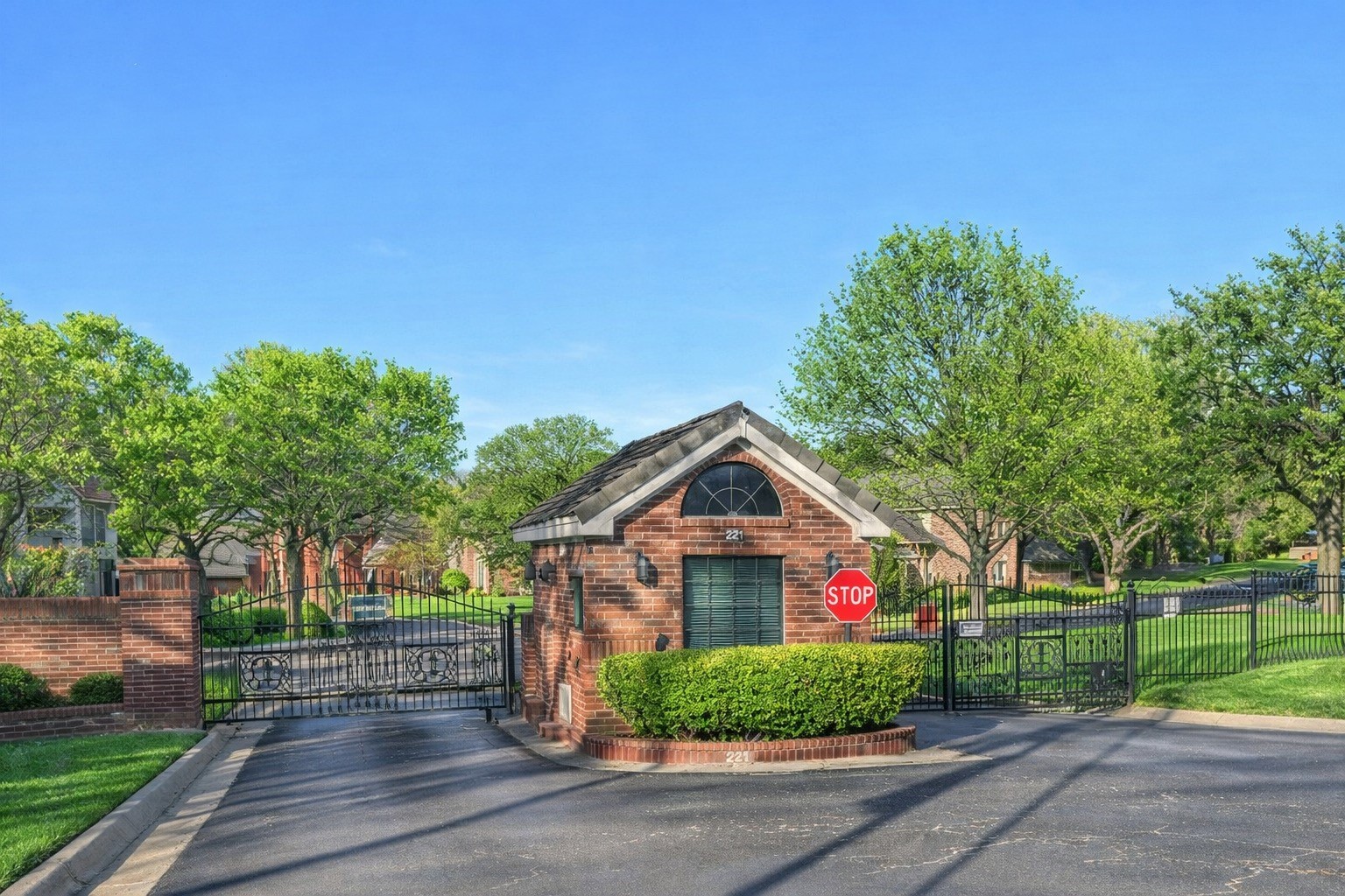 2101 Vista Ridge Court Arlington TX 76013