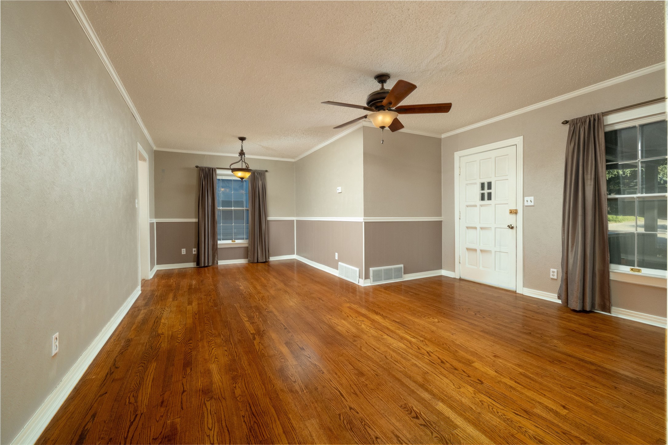 4129 Donnelly Avenue Fort Worth TX 76107