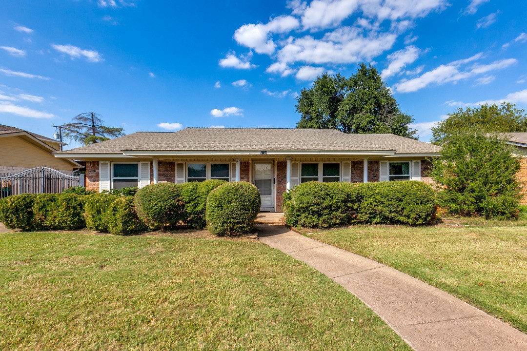 4109 Burning Tree Lane Garland TX 75042