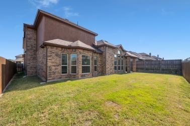 118 Red Pine Drive Red Oak TX 75154