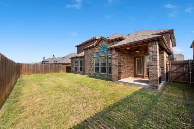 118 Red Pine Drive Red Oak TX 75154