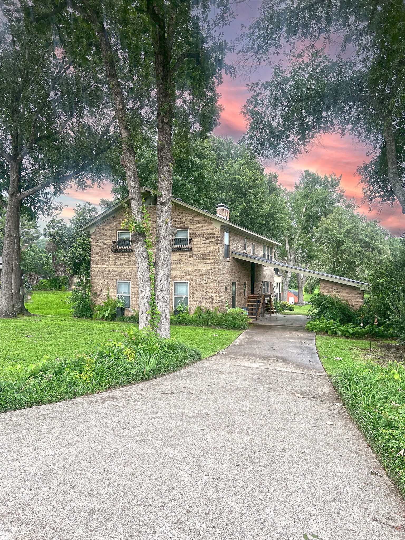 542 Wildewood Drive Chandler TX 75758