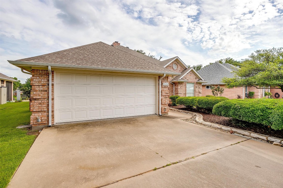 8604 Leisure Lane Granbury TX 76049