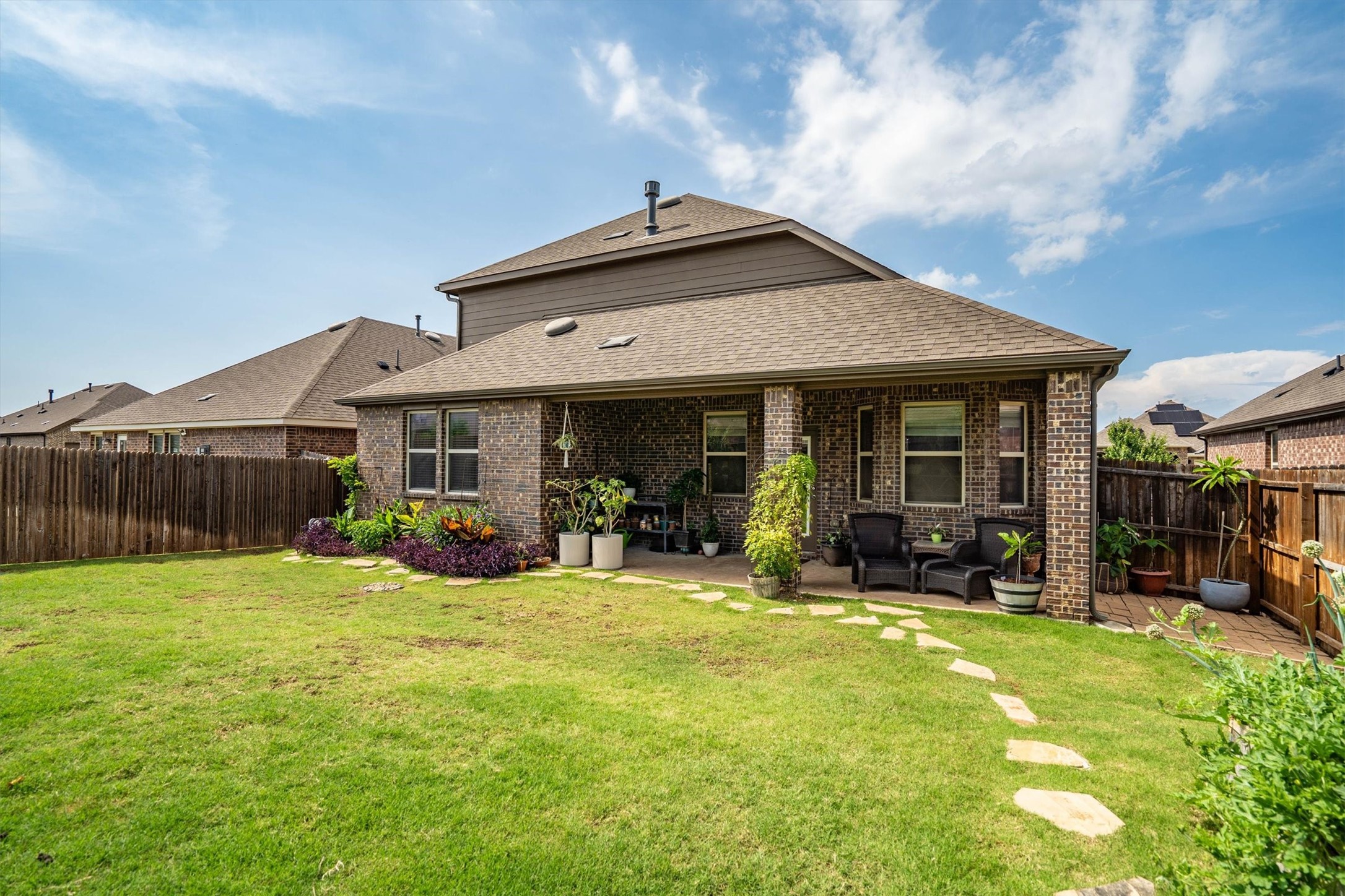 11204 Glover Lane Aubrey TX 76227