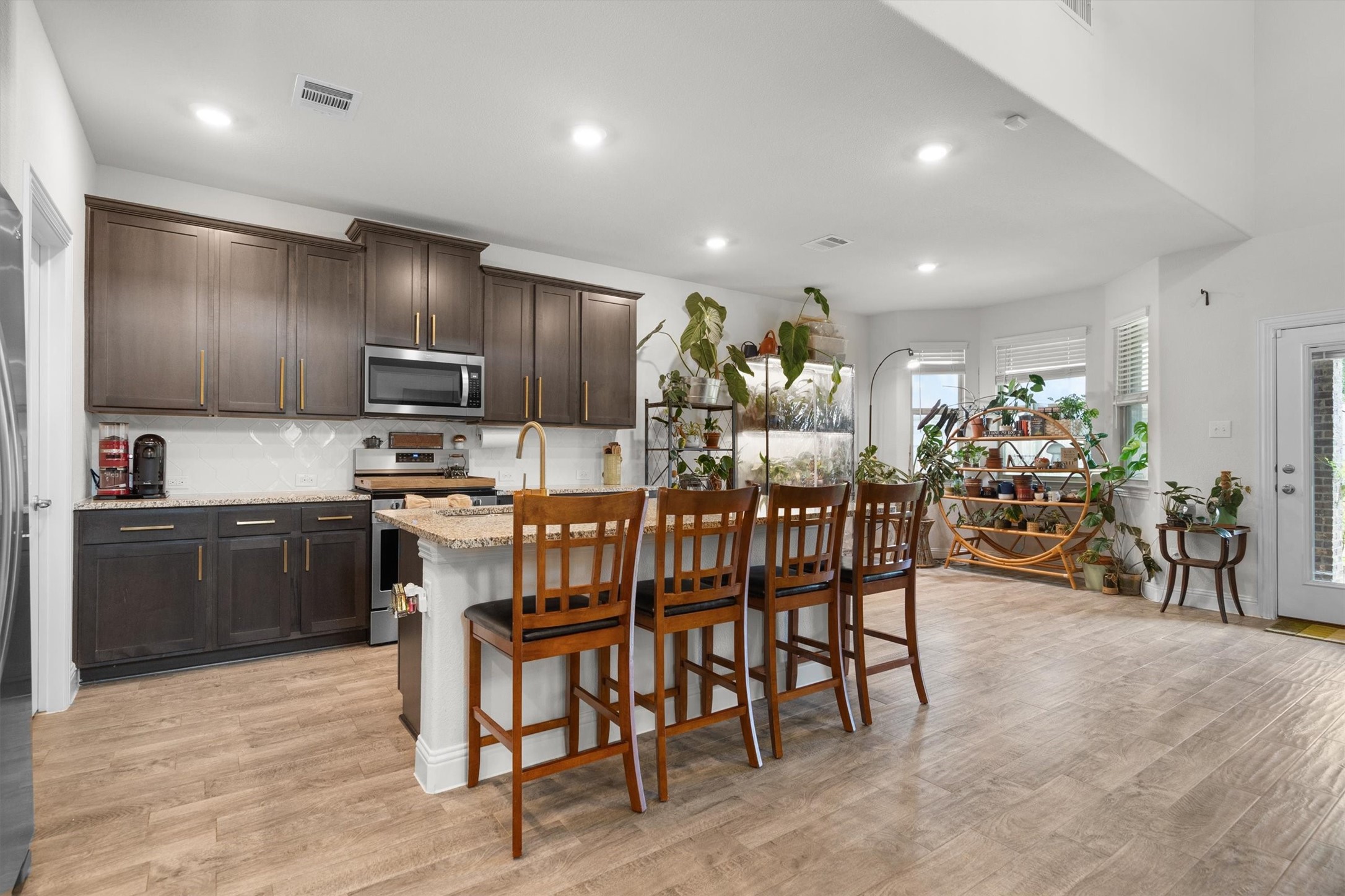 11204 Glover Lane Aubrey TX 76227