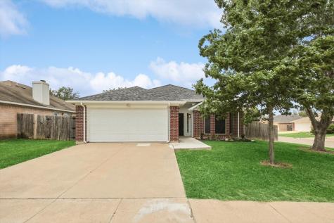 7000 Rovato Drive Arlington TX 76001
