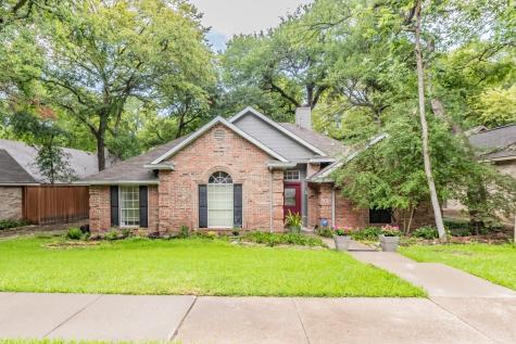 901 Singing Hills Drive Garland TX 75044