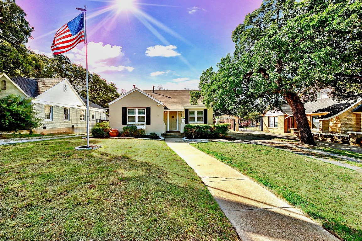 2224 Yucca Avenue Fort Worth TX 76111
