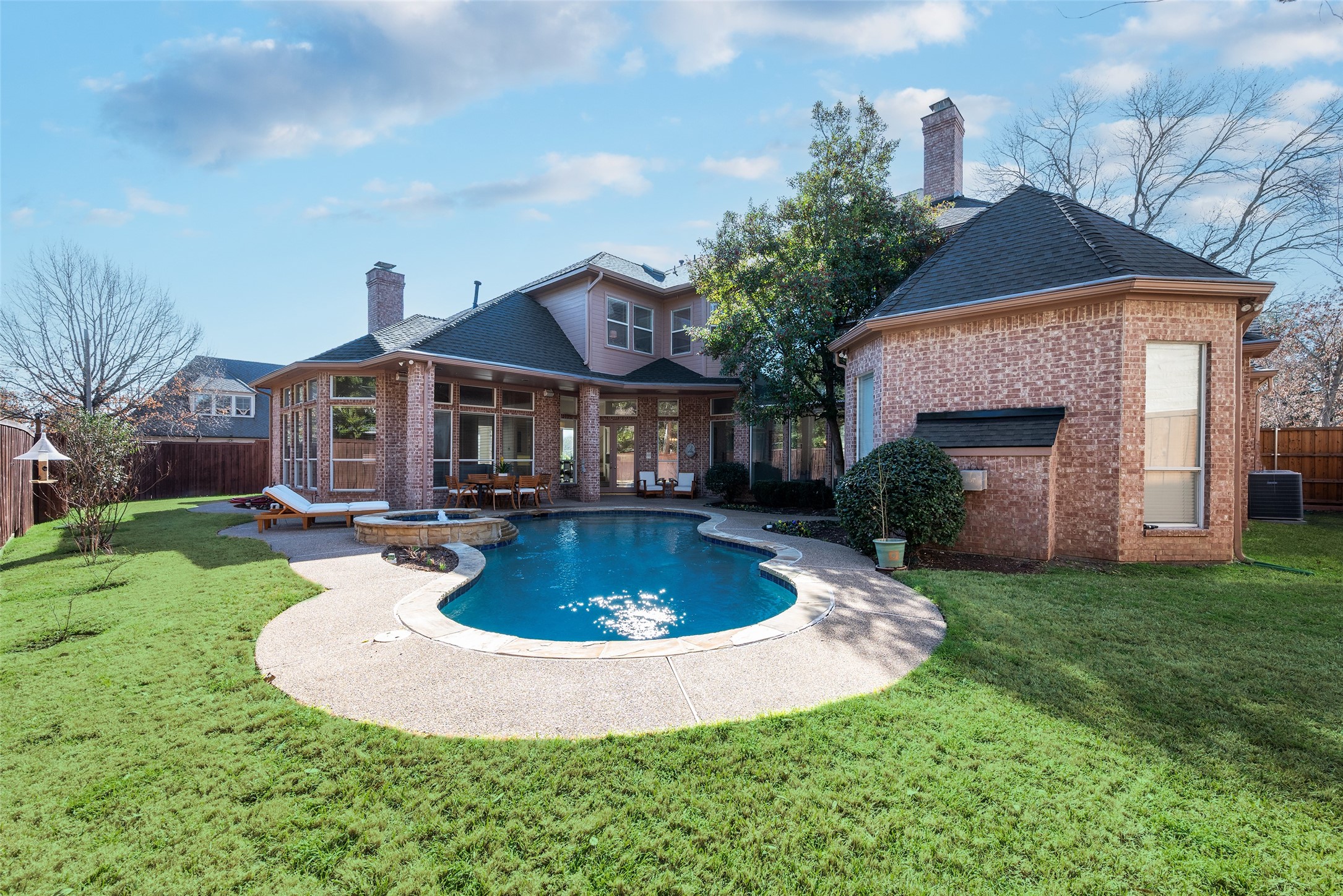 6631 Meadow Road Dallas TX 75230