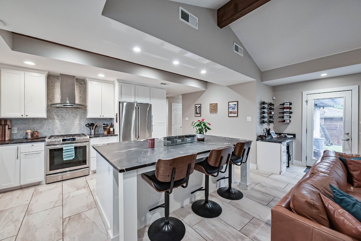 2548 Delmac Drive Dallas TX 75233
