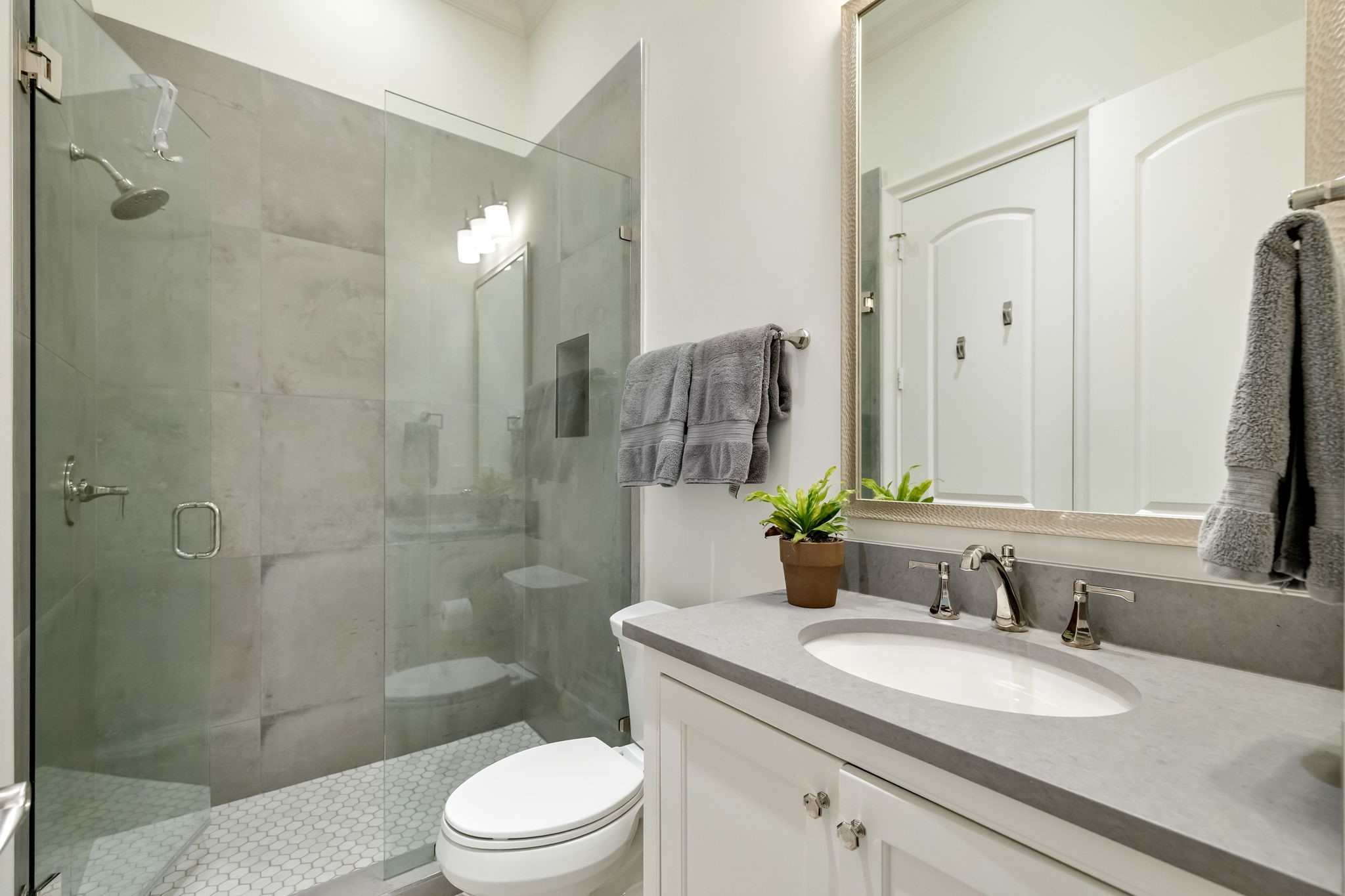 4719 Forest Lane Dallas TX 75244