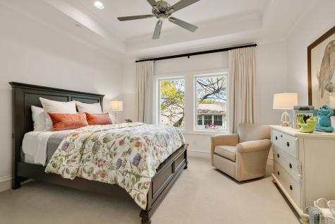 4719 Forest Lane Dallas TX 75244