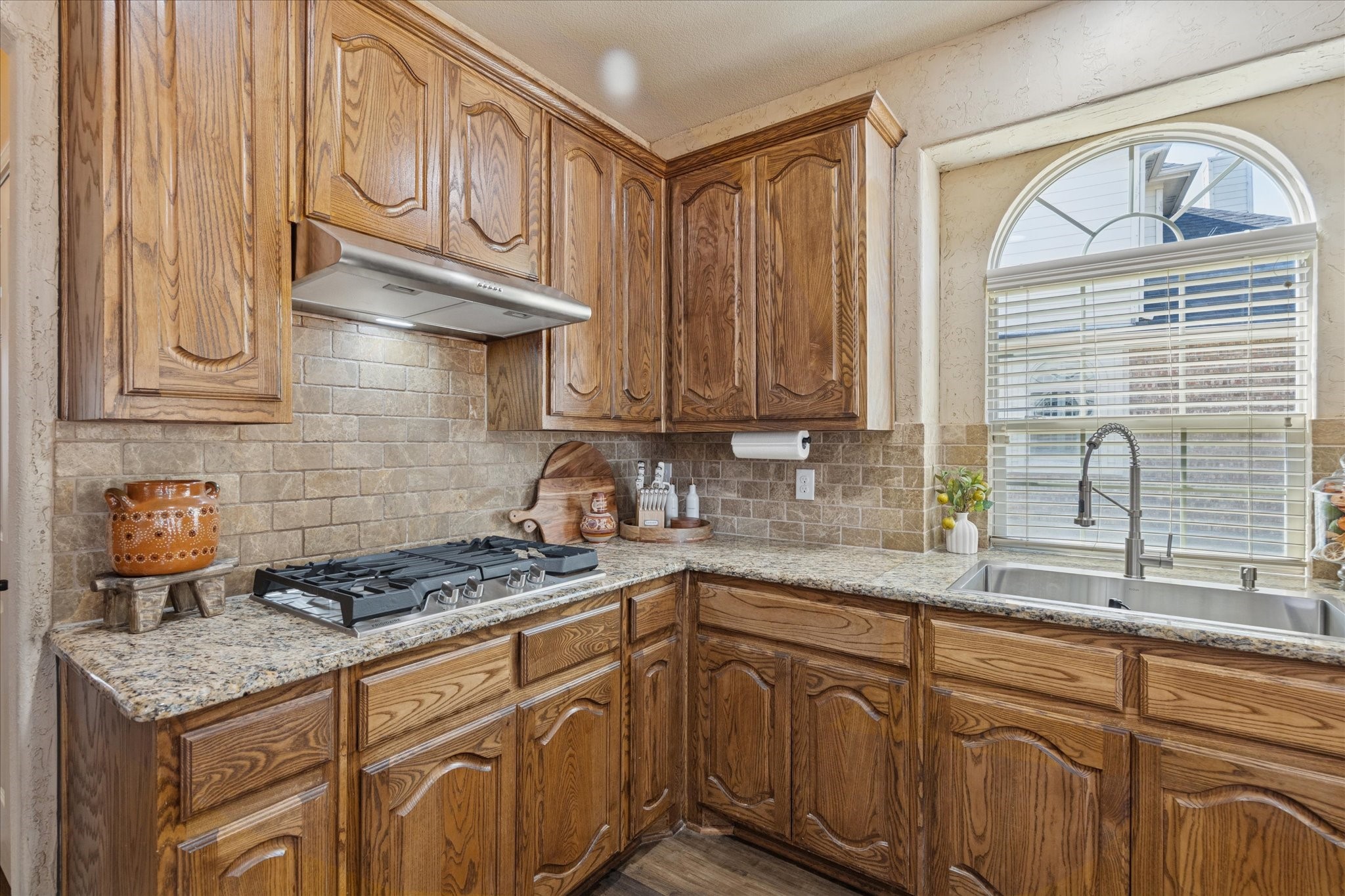2228 Bald Eagle Way Grand Prairie TX 75052