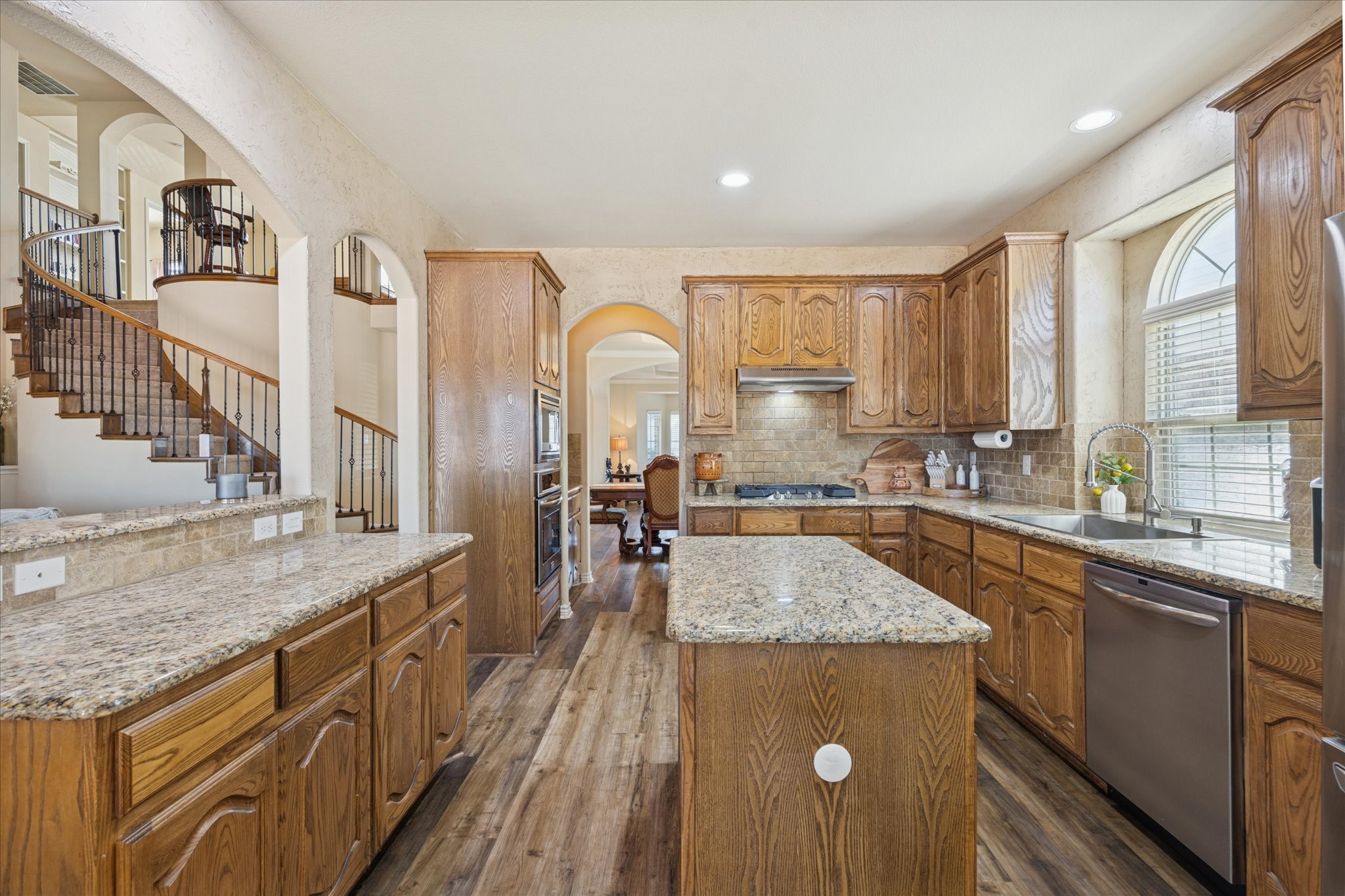 2228 Bald Eagle Way Grand Prairie TX 75052