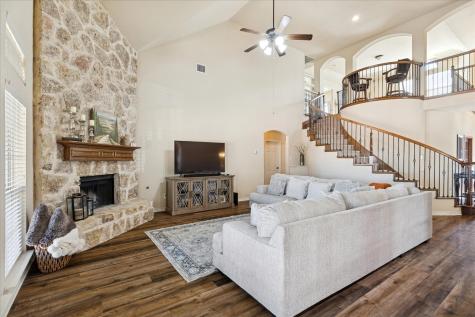 2228 Bald Eagle Way Grand Prairie TX 75052